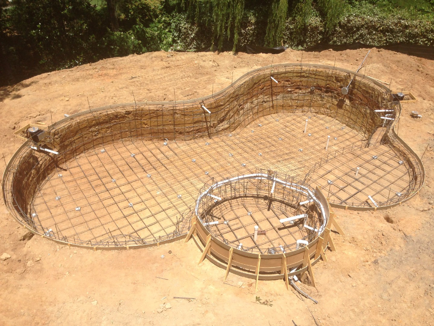 ap-free-form-pool-construction-dh1-dig-plumb-steel
